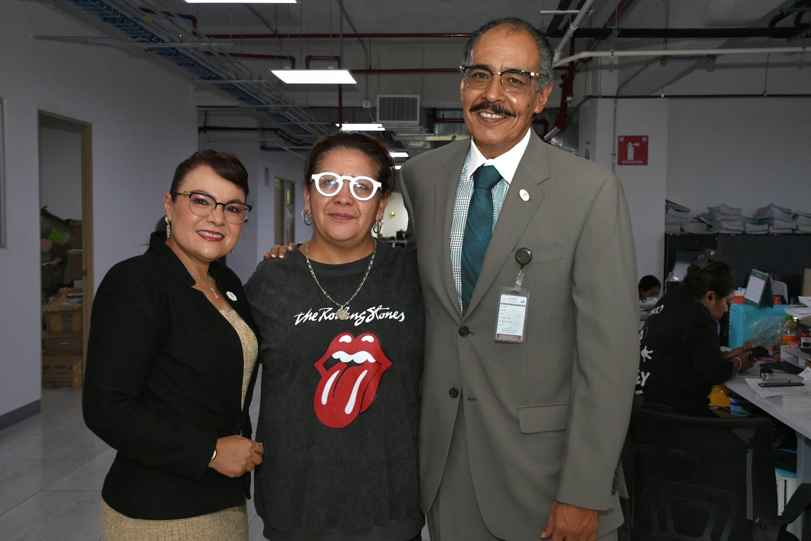 Saludamos a nuestras compañeras y compañeros que laboran en la Subdirección de Personal